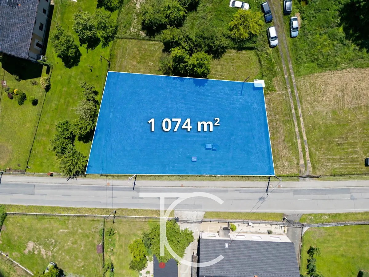 Prodej stavebního pozemku 1074 m²